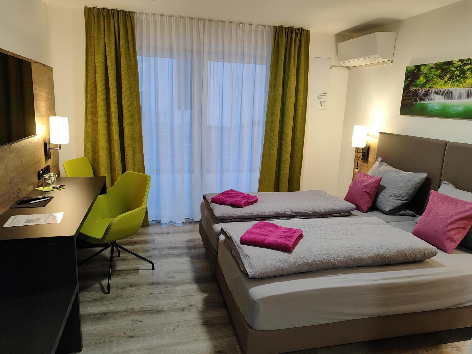 Hotel Gaestehaus Stock Zimmer Baeumle Friedrichshafen Buitenkant foto