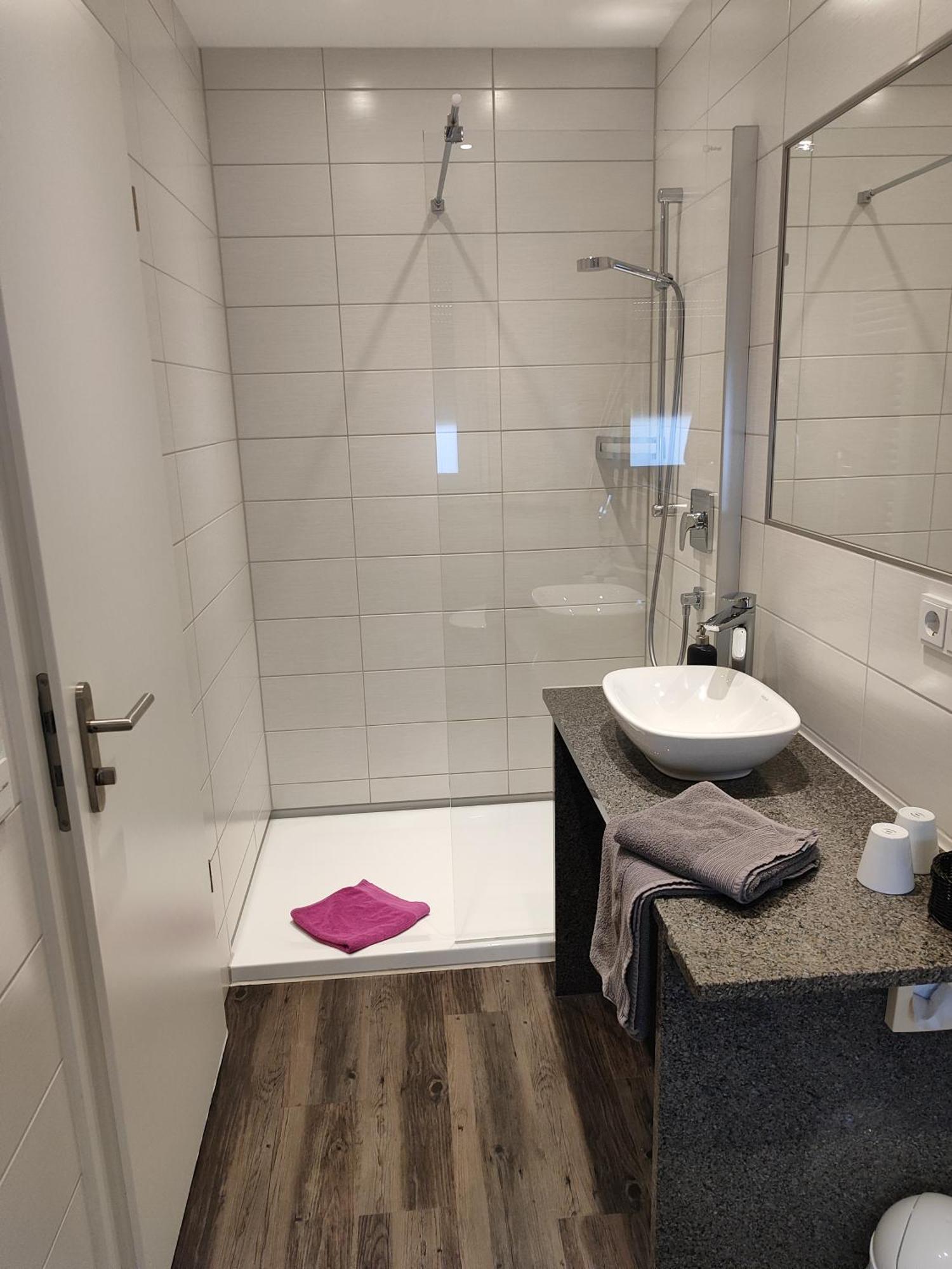 Hotel Gaestehaus Stock Zimmer Baeumle Friedrichshafen Buitenkant foto