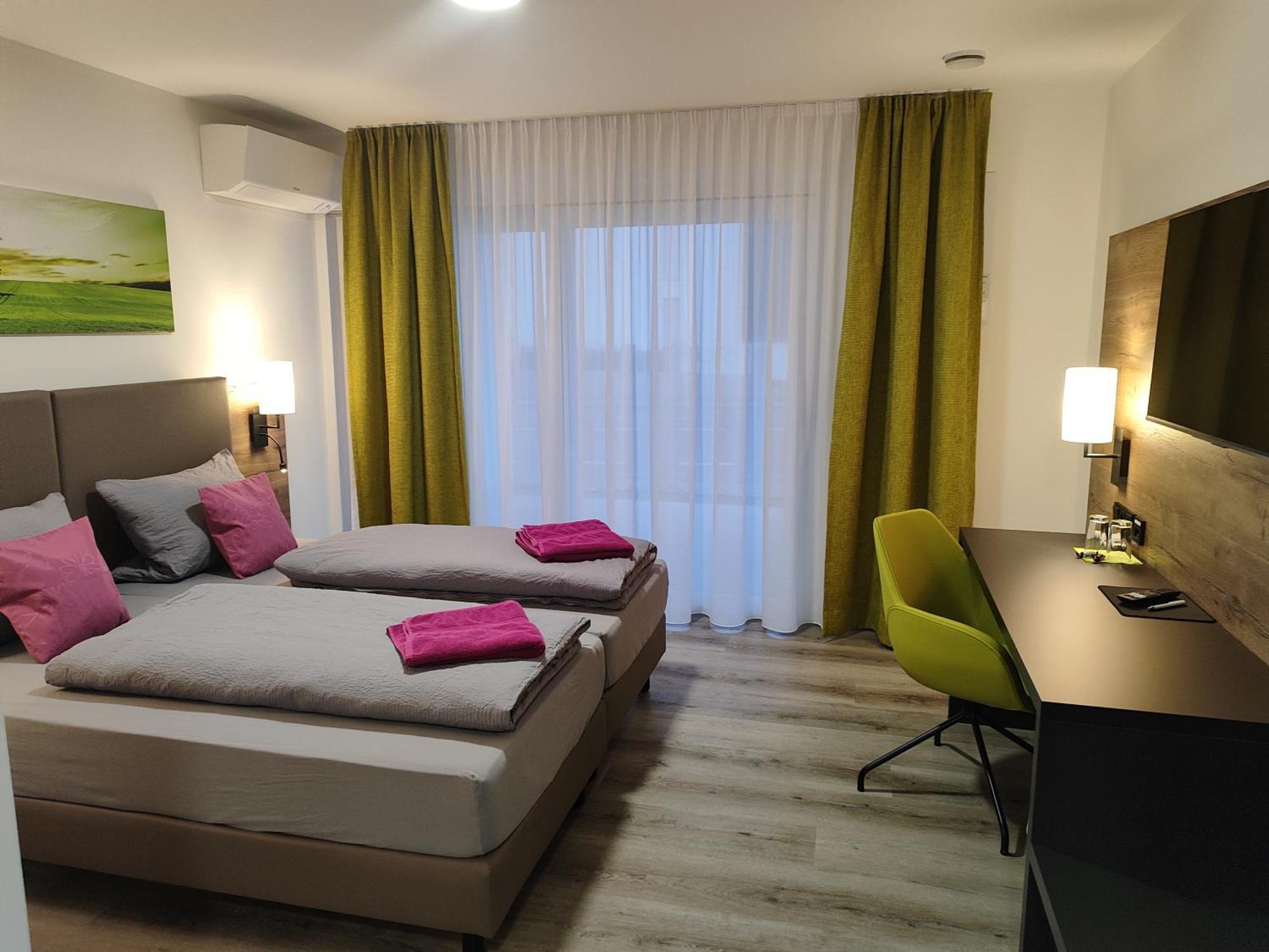 Hotel Gaestehaus Stock Zimmer Baeumle Friedrichshafen Buitenkant foto